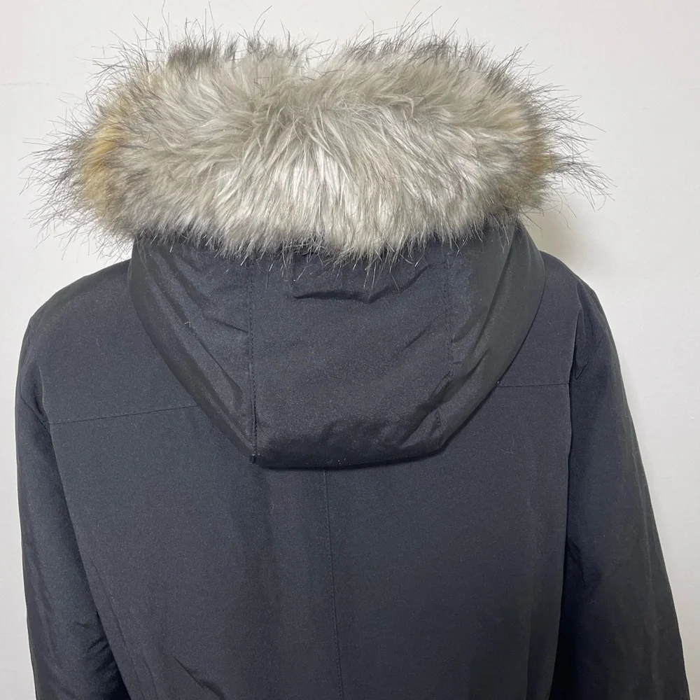 Andrew Marc 3/4 length black down jacket with fur hood Sz M - Picture 3 of 6